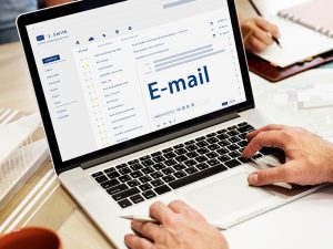 Launch E-mails to Customers